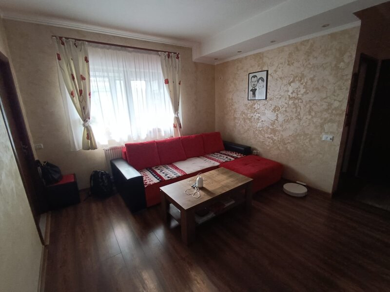 Bragadiru, Cristalului, vizavi complex LaStrada,